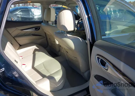 2015 Infiniti Q70 3.7X from USA, damaged, VIN JN1BY1AR2FM560093